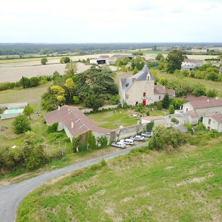 Gite Du Manoir Des Roches Saires Eksteriør billede